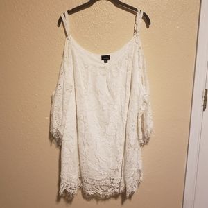 Torrid‎ Floral Lace Cold Shoulder Top Size 4